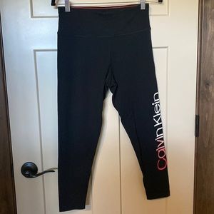 Calvin Klein Performance leggings - size M